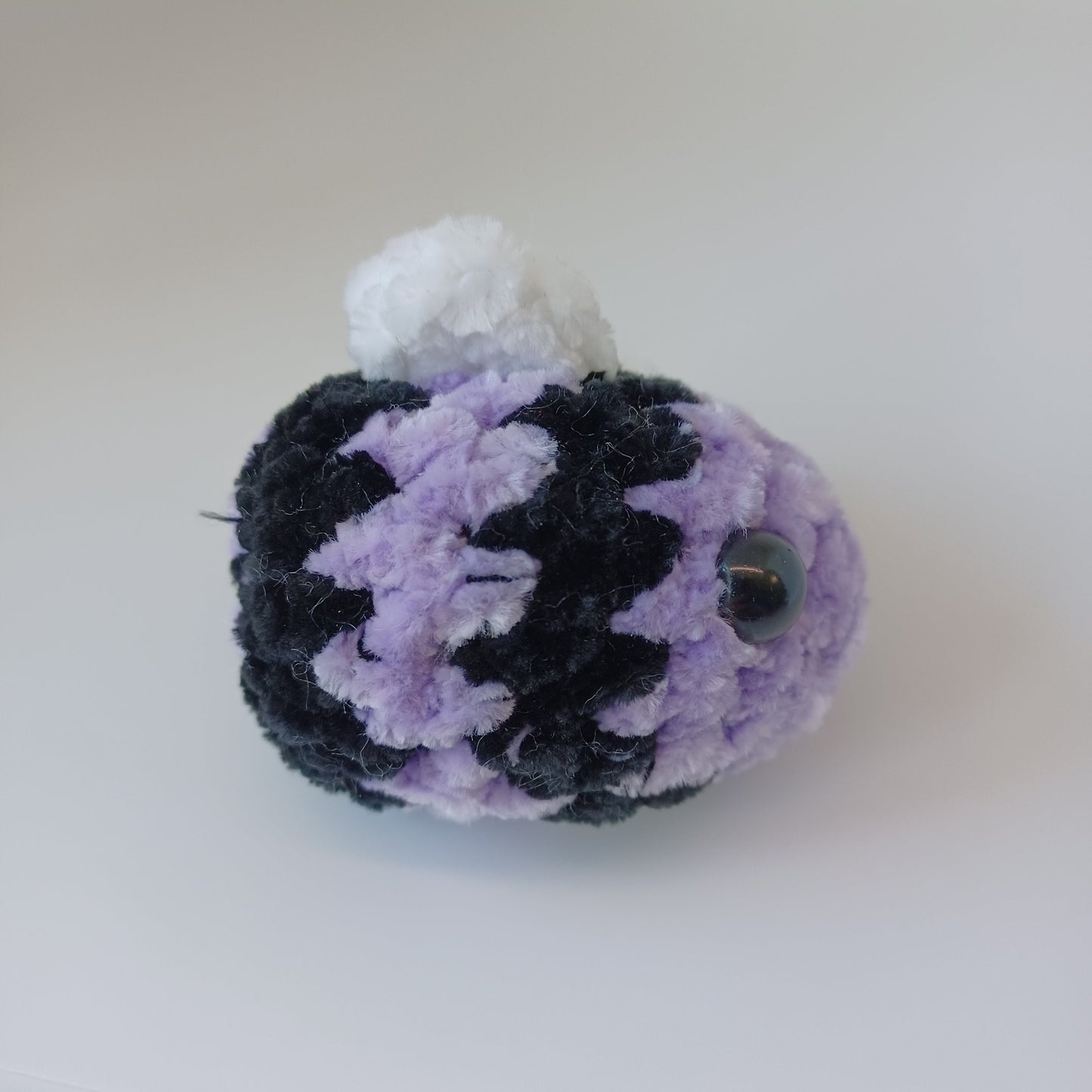 Black Stripe Bee Keychain