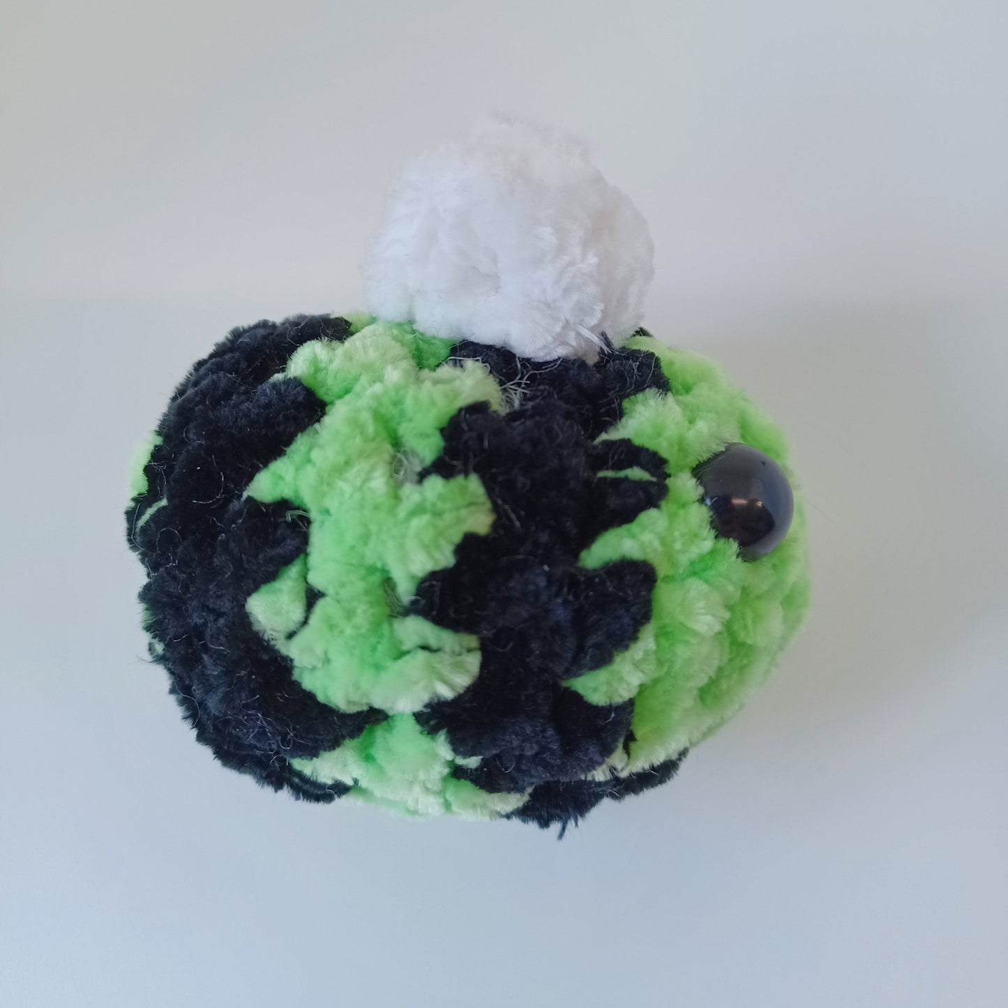 Black Stripe Bee Keychain